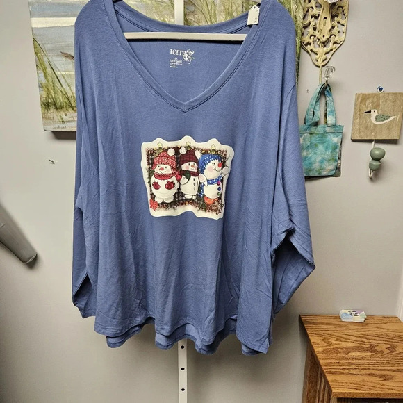NWT Custom decaled top size 5x - Picture 1 of 4
